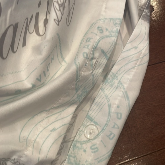 Paris Duvet Cover and pillow Shams - Picture 5 of 6